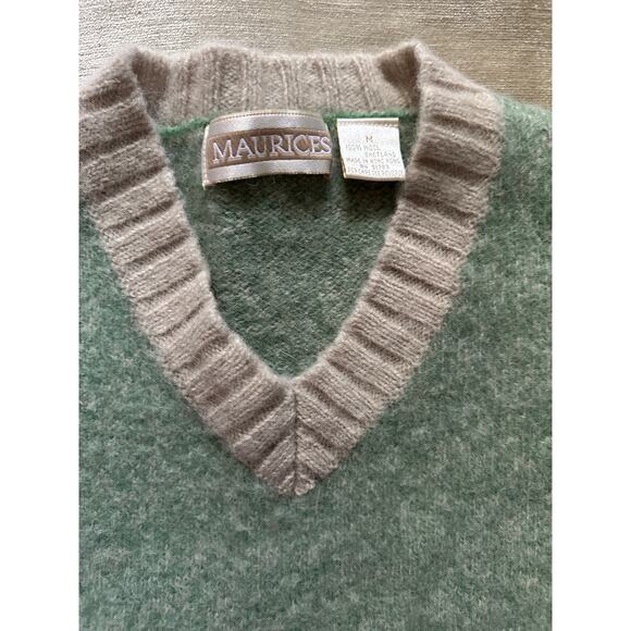 Vintage woman wool vest sage green cream sweater sleeveless v neck Maurices sz s - Picture 13 of 13